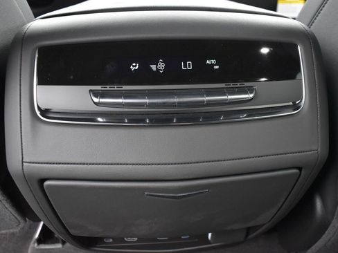 Certified 2025 Cadillac Escalade ESV Sport w/ Touring Package image 30