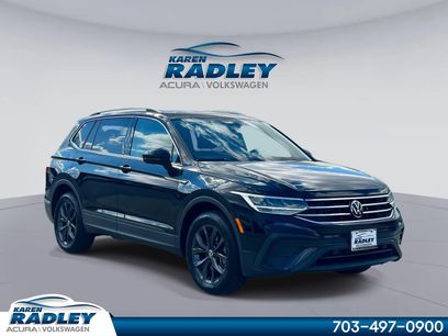 Certified 2022 Volkswagen Tiguan SE w/ Panoramic Sunroof Package