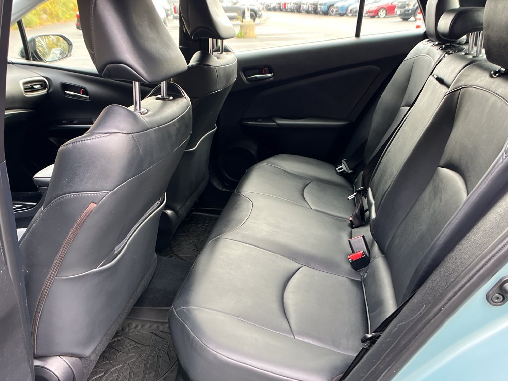 Used 2019 Toyota Prius XLE AWD/4WD image 20