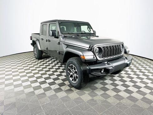 New 2026 Jeep Gladiator Sport image 2
