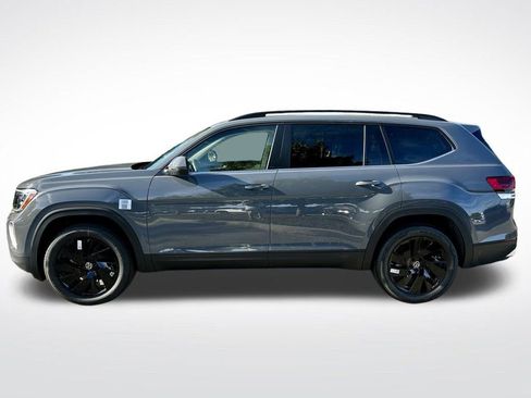 New 2026 Volkswagen Atlas SE FWD image 8
