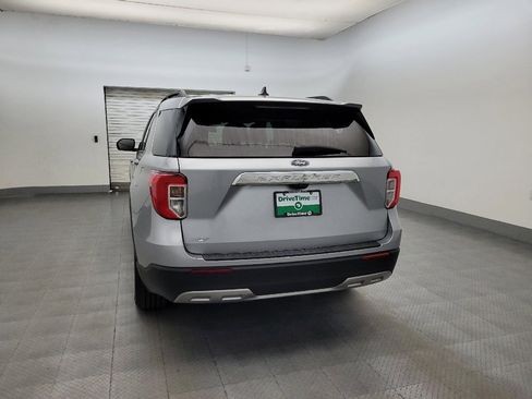 Used 2023 Ford Explorer XLT w/ Equipment Group 202A RWD image 6
