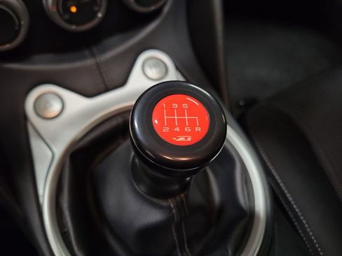 Used 2020 Nissan 370Z w/ Sport Package image 16