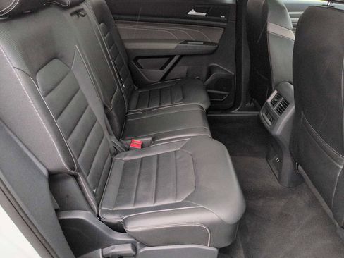 Used 2021 Volkswagen Atlas Cross Sport SEL Premium R-Line image 22