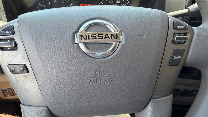 Used 2017 Nissan NV 3500 SV RWD image 21