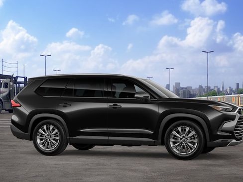 New 2026 Toyota Grand Highlander Platinum image 13
