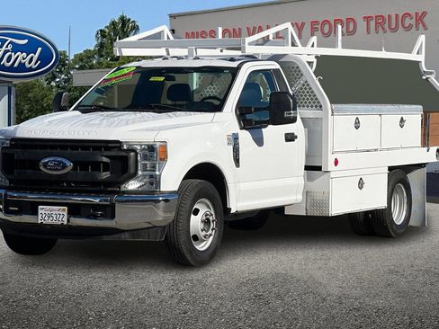 Used 2020 Ford F350 XL w/ Power Equipment Group image 8