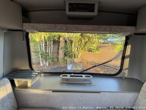 Used 1999 Volkswagen Eurovan FWD image 31