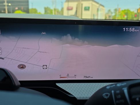 Used 2025 Genesis GV80 2.5T Advanced image 21