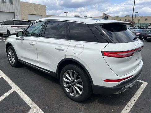 Used 2022 Lincoln Corsair AWD w/ Premium Package image 7