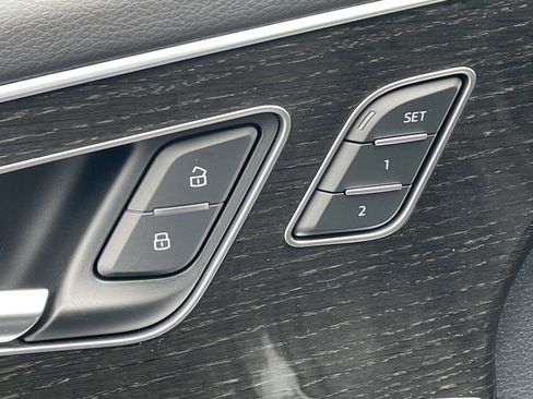 New 2026 Audi Q8 Premium Plus image 18