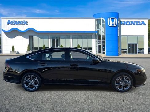 Certified 2024 Honda Accord EX-L image 6