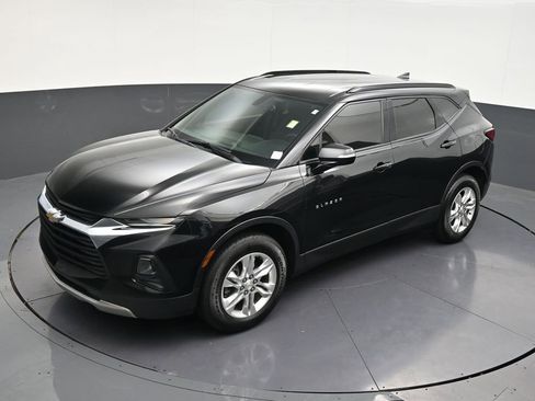 Used 2021 Chevrolet Blazer LT FWD image 17
