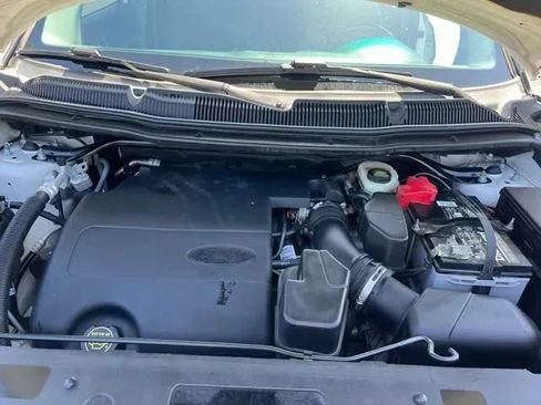 Used 2017 Ford Explorer XLT FWD image 27