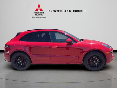 Used 2018 Porsche Macan GTS w/ Premium Package Plus AWD/4WD image 4