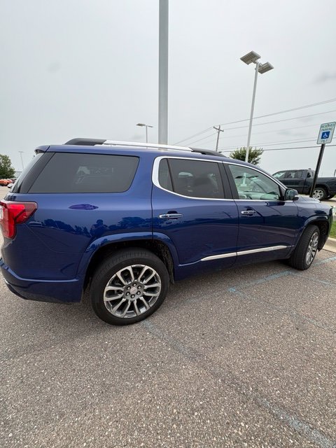 Used 2023 GMC Acadia Denali AWD/4WD image 1