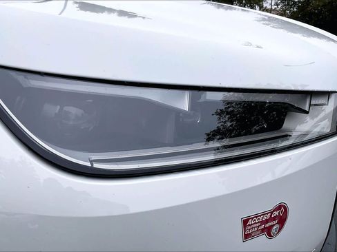 Used 2024 BMW iX xDrive50 image 29