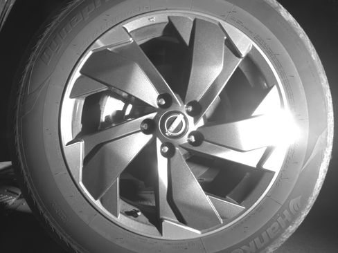 Used 2025 Nissan Rogue SV image 12