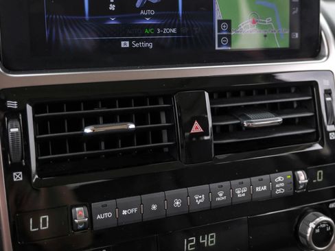 Used 2022 Lexus GX 460 Premium AWD/4WD image 29