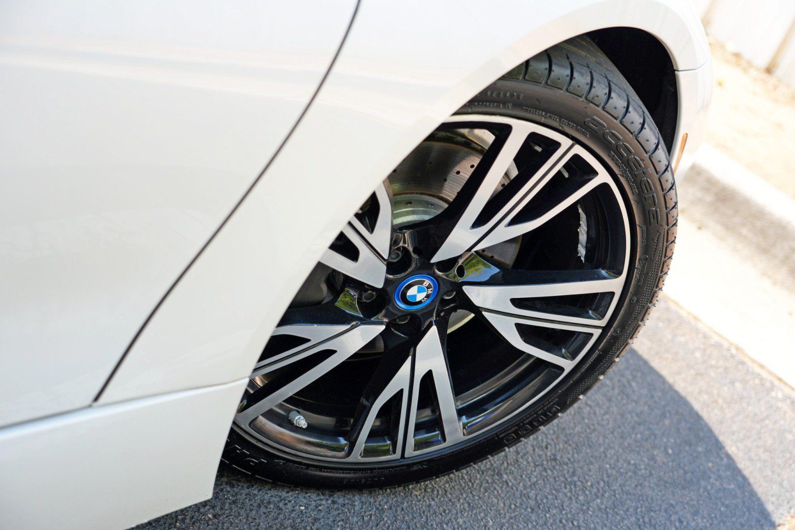 Used 2015 BMW i8 AWD/4WD image 52