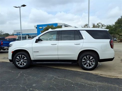 Used 2022 Chevrolet Tahoe LT w/ Luxury Package image 8