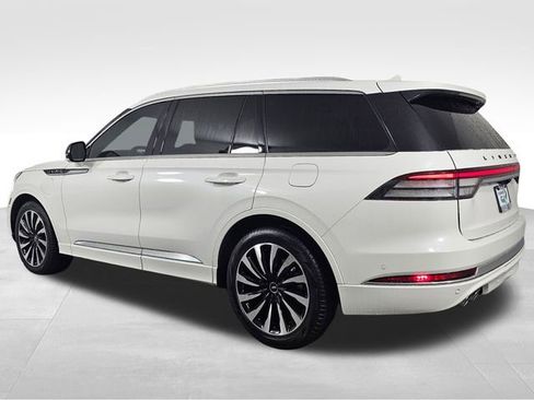 Used 2023 Lincoln Aviator Black Label Grand Touring w/ Class IV Trailer Tow Package image 5