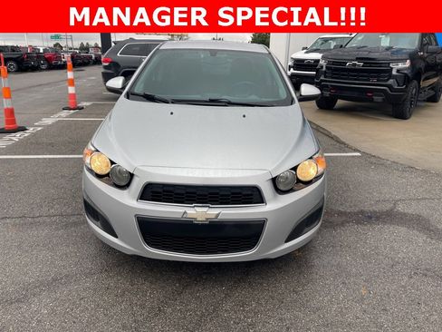 Used 2016 Chevrolet Sonic LS image 8