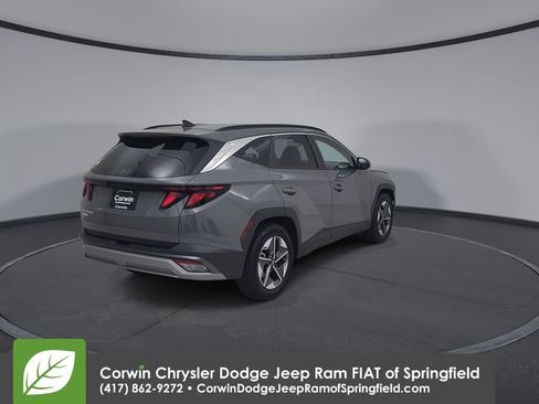 Used 2025 Hyundai Tucson SEL FWD image 14