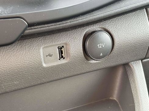 Used 2024 Ford Transit 250 Low Roof w/ Exterior Upgrade Package image 28