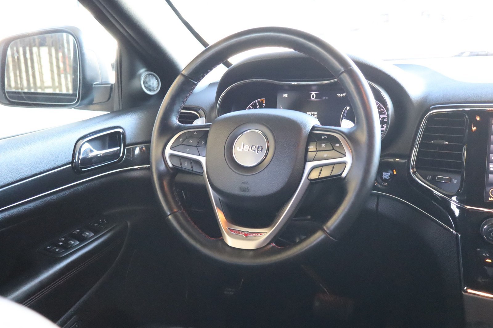 Used 2021 Jeep Grand Cherokee Trailhawk AWD/4WD image 28