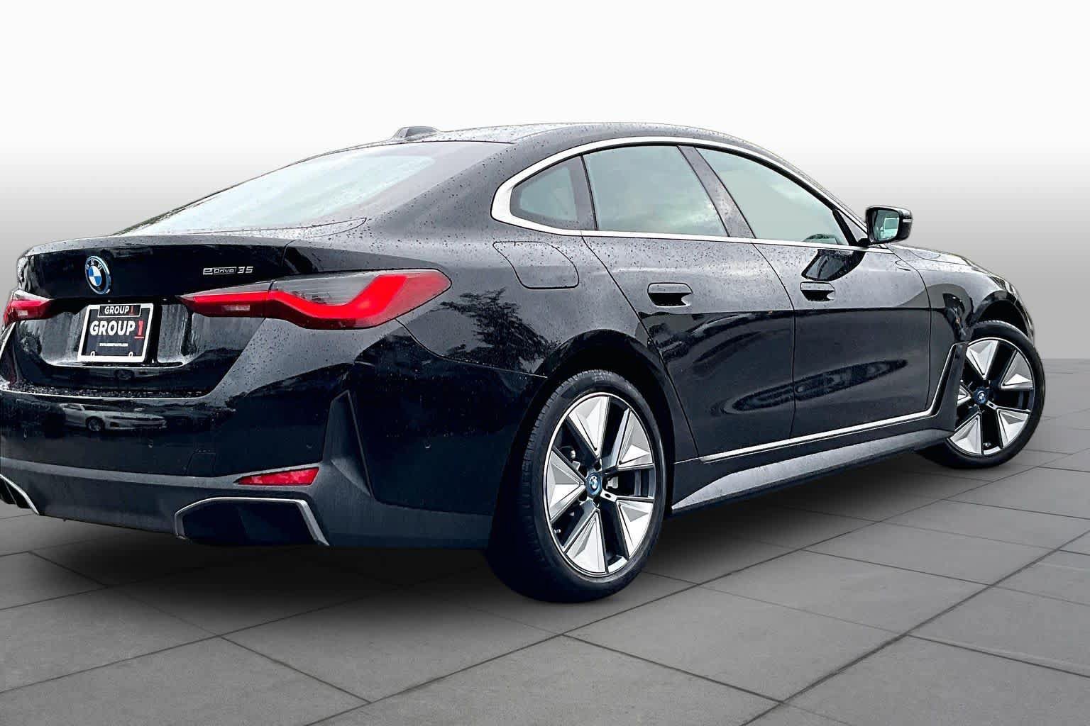 Used 2023 BMW i4 eDrive35 w/ Premium Package RWD image 12