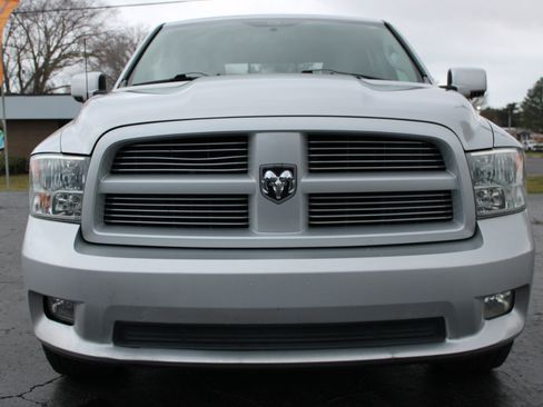 Used 2010 Dodge Ram 1500 Truck Sport image 2