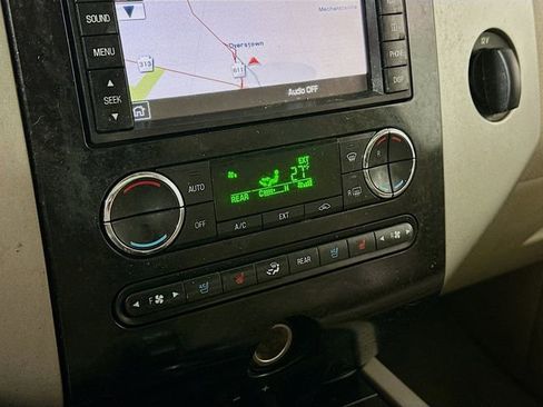 Used 2013 Ford Expedition EL Limited image 17