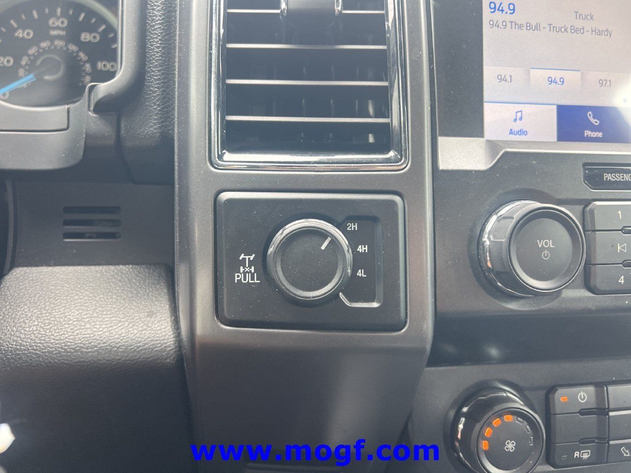 Used 2019 Ford F150 XLT w/ Equipment Group 301A Mid AWD/4WD image 9
