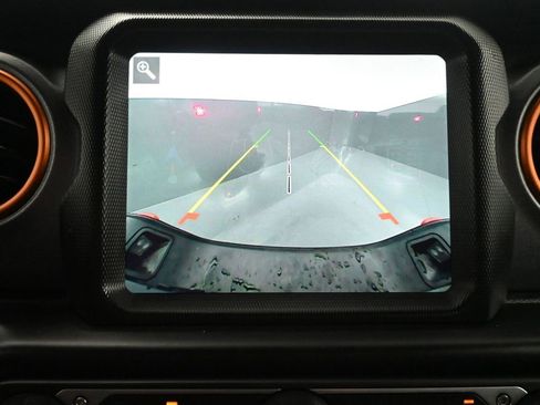 Used 2021 Jeep Gladiator Mojave image 11