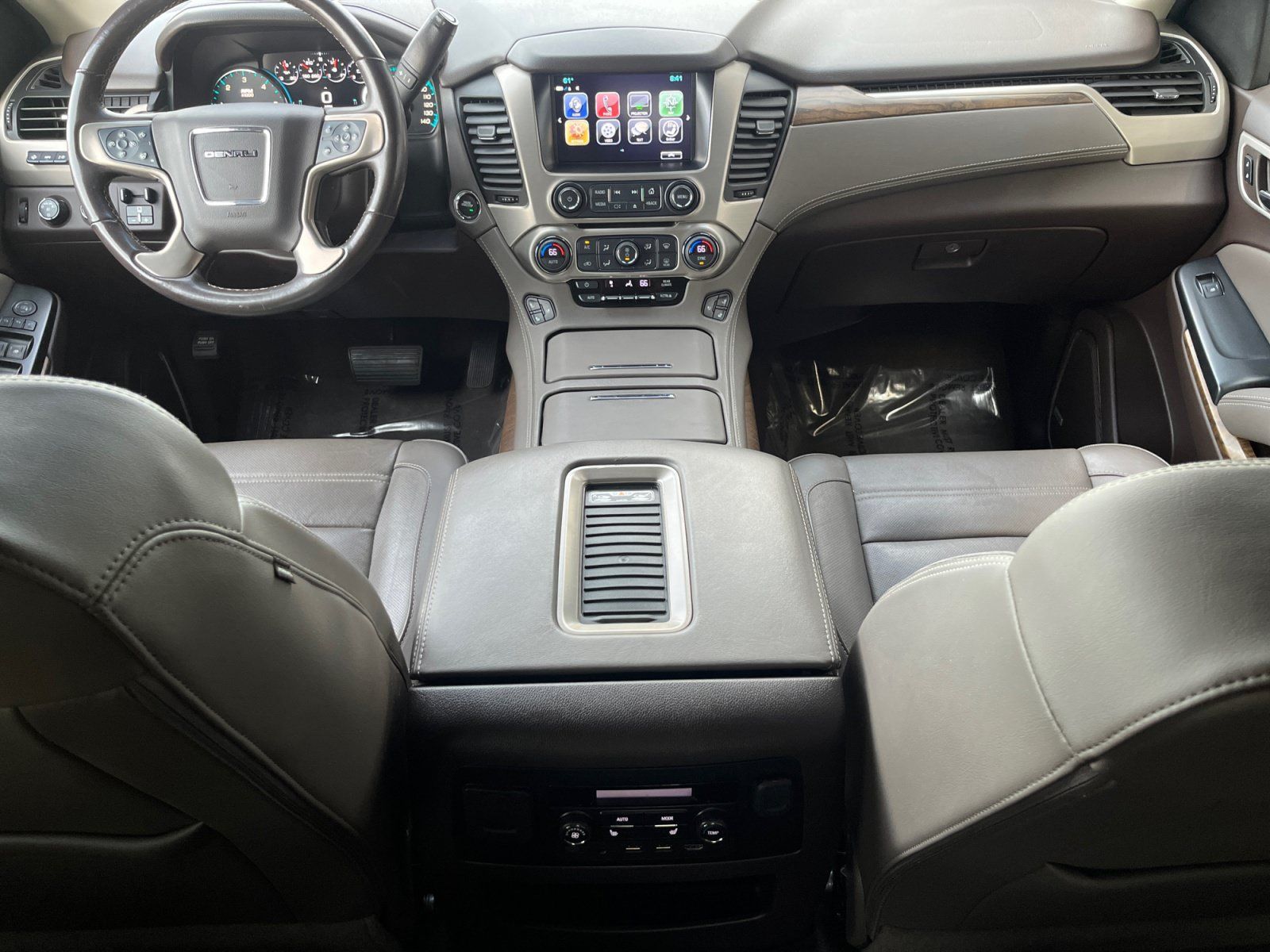 Used 2019 GMC Yukon Denali AWD/4WD image 20
