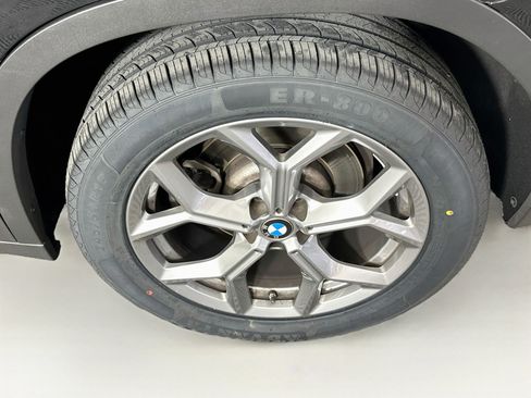 Used 2024 BMW X3 sDrive30i w/ Premium Package RWD image 11