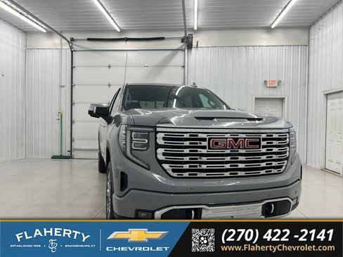 Used 2025 GMC Sierra 1500 Denali AWD/4WD image 1
