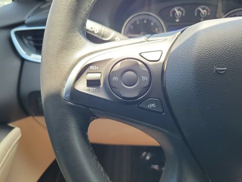 Used 2020 Buick Enclave Essence w/ Sound and Sites Package FWD image 22