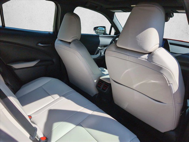 Used 2025 Lexus UX 300h FWD image 29
