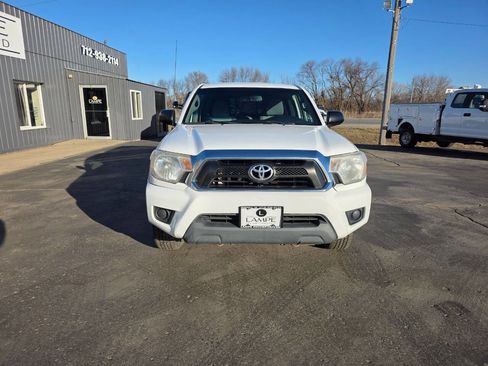 Used 2012 Toyota Tacoma 2WD Access Cab image 4