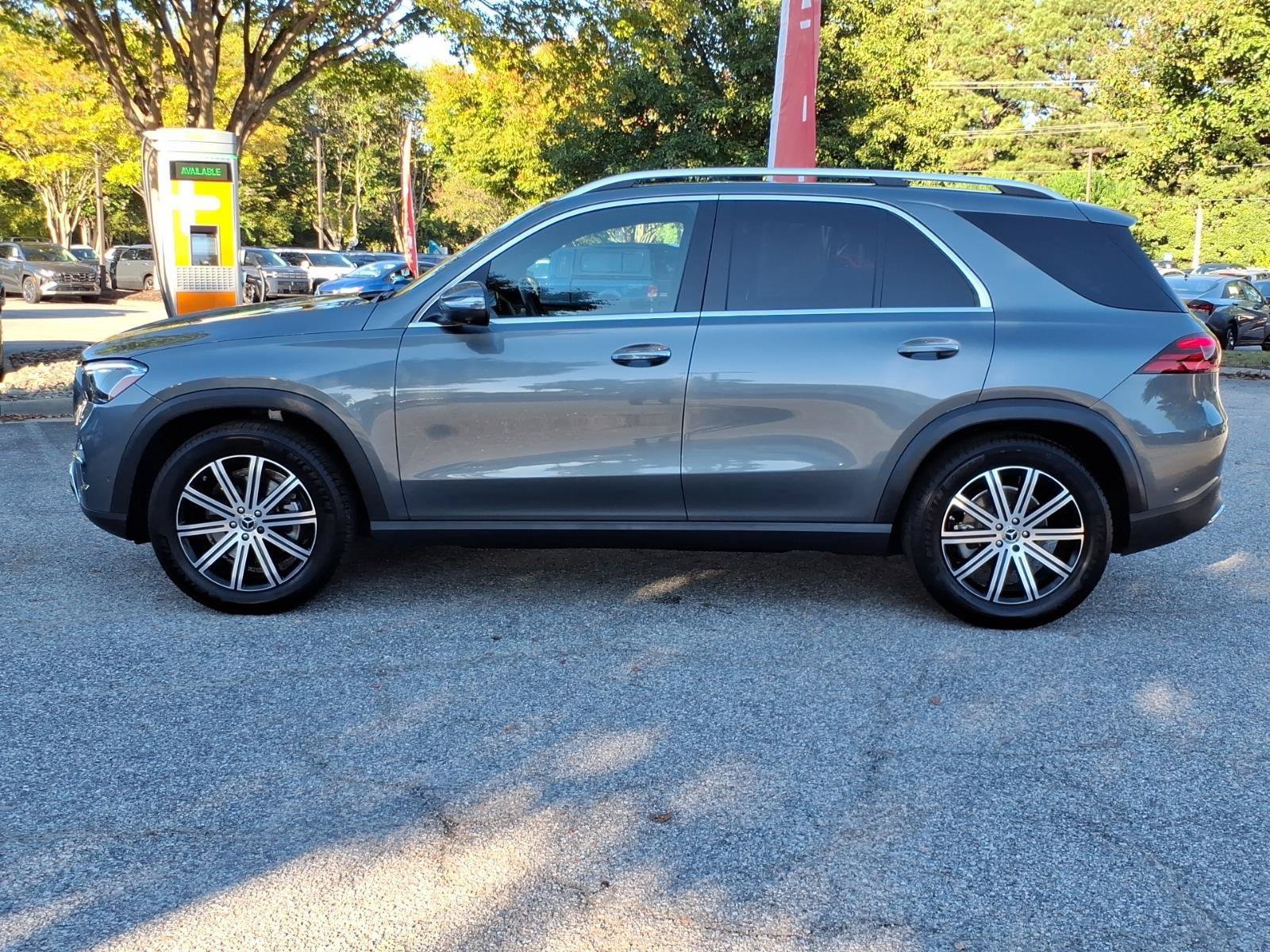 Used 2026 Mercedes-Benz GLE 350 4MATIC image 3
