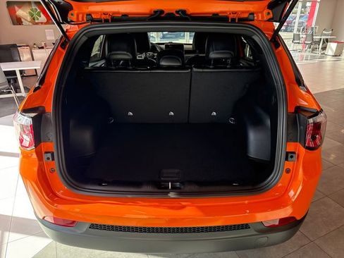 New 2026 Jeep Compass Latitude image 12