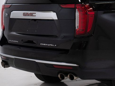 Used 2021 GMC Yukon XL Denali AWD/4WD image 21