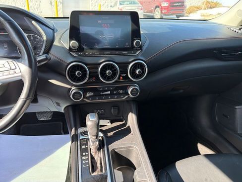 Used 2020 Nissan Sentra SR w/ Premium Package image 18