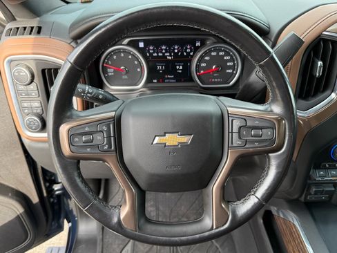 Used 2021 Chevrolet Silverado 1500 High Country w/ Technology Package image 14