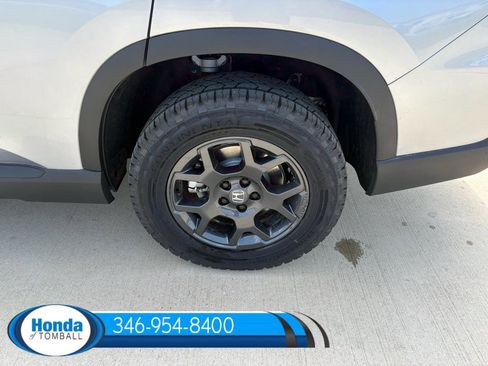 New 2026 Honda Pilot TrailSport image 24