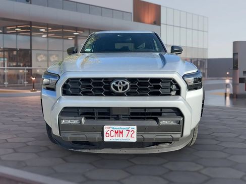 Used 2025 Toyota 4Runner TRD Off-Road AWD/4WD image 8