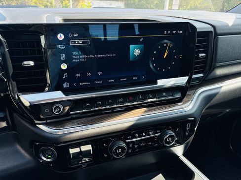 Used 2022 Chevrolet Silverado 1500 LT Trail Boss w/ LT Trail Boss Premium Package image 50