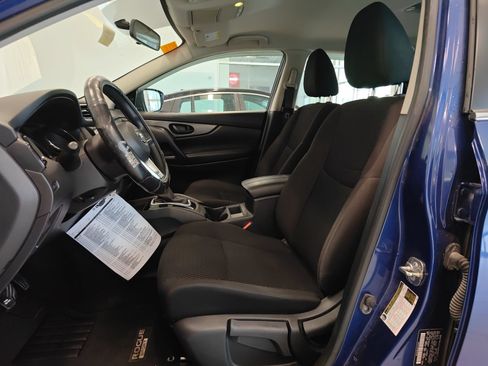Used 2019 Nissan Rogue Sport S w/ Appearance Package AWD/4WD image 9